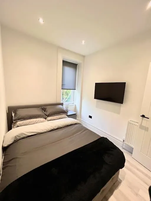 Apartment Contemporary Flat In Prime City Centre Edinburgh