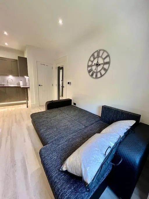 Apartment Contemporary Flat In Prime City Centre Edinburgh