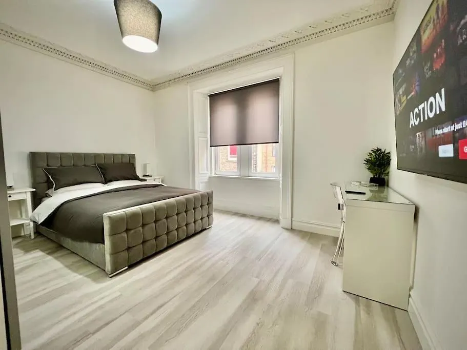Contemporary Flat In Prime City Centre Edinburgh United Kingdom